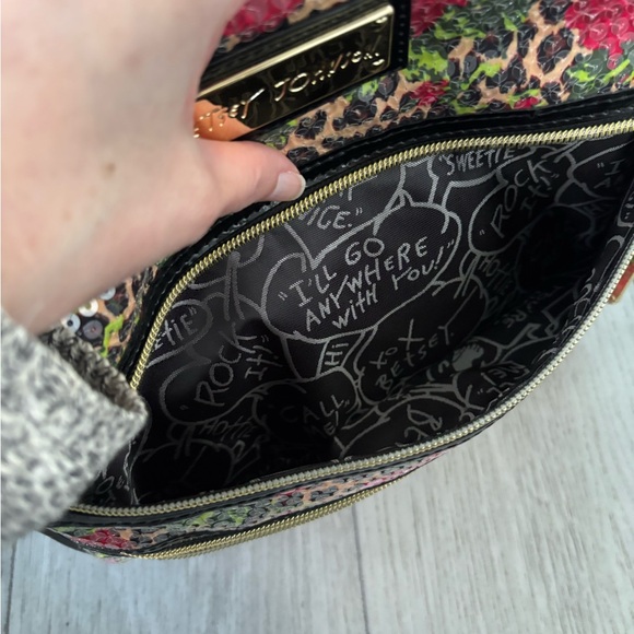 Betsey Johnson - bag with floral print and sequins. EUC! - Picture 5 of 11